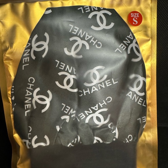 Baby Bonnets - Picture 6 of 16